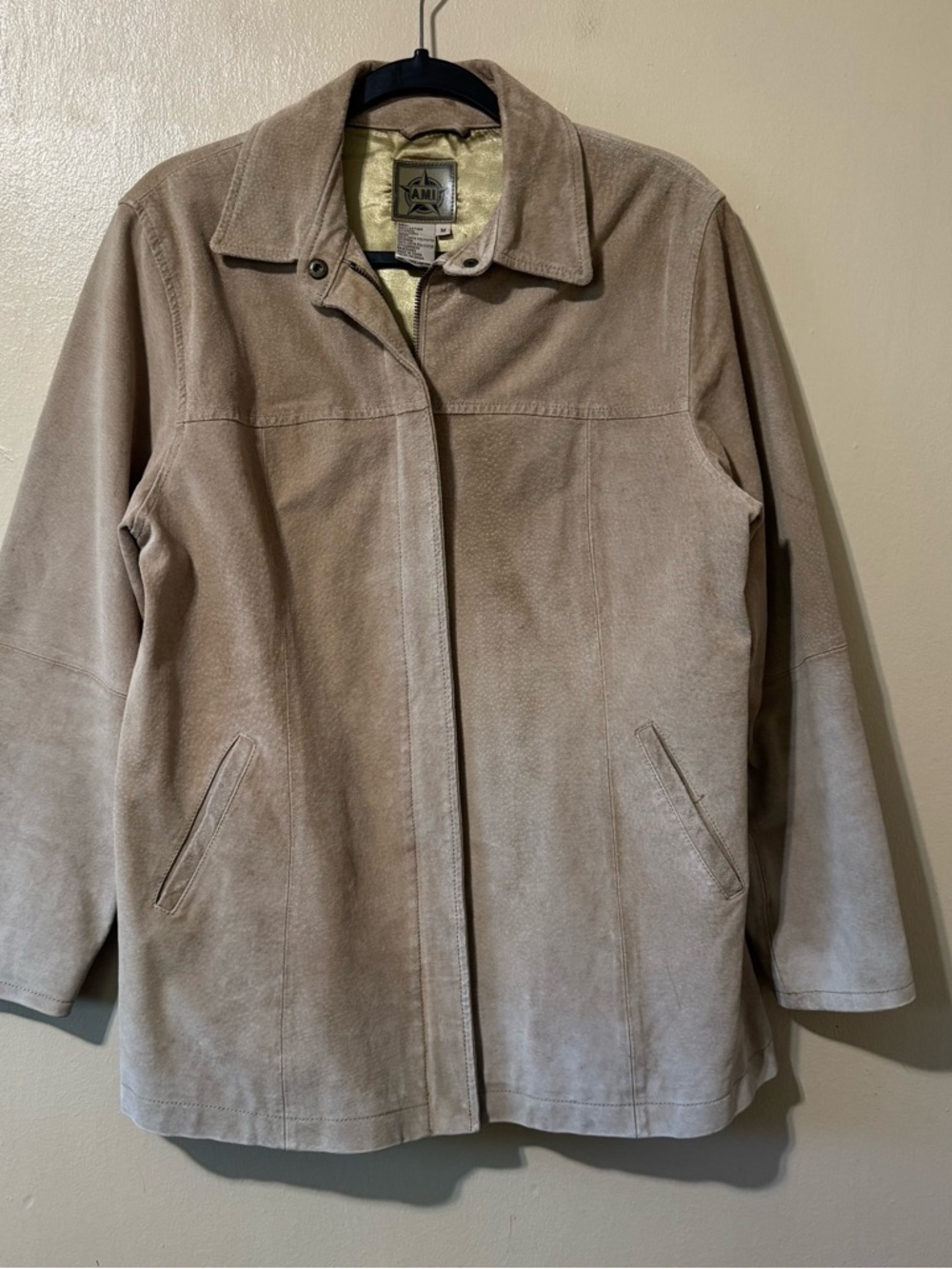 Vintage Ami Light Beige 100% Genuiene Leather Suede Jacket